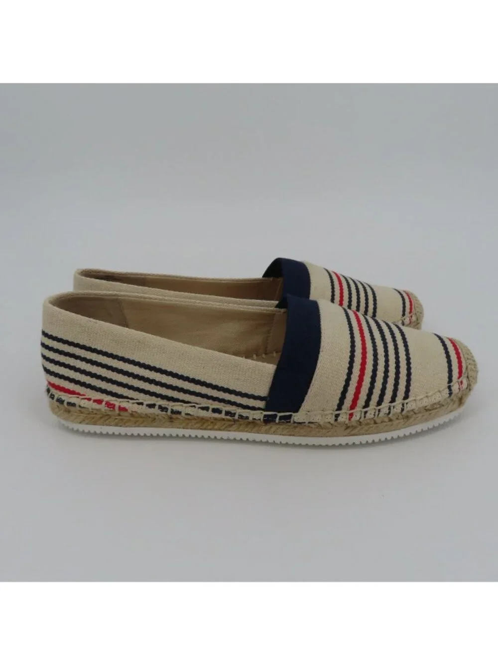 Lands End Women 7.5B Espadrille Flats Slip On Shoes Beige Red Blue Stripe Canvas